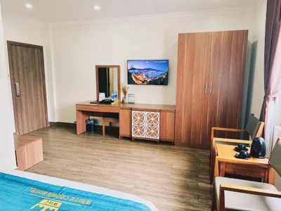 White Crown Hotel Ha Long – Foto’s 5