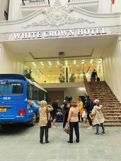 White Crown Hotel Ha Long – Foto’s 15